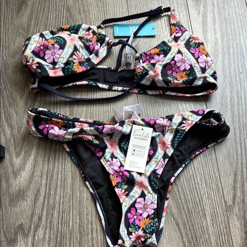 Cupshe Black and Pink Bikini Set with Sporty Top